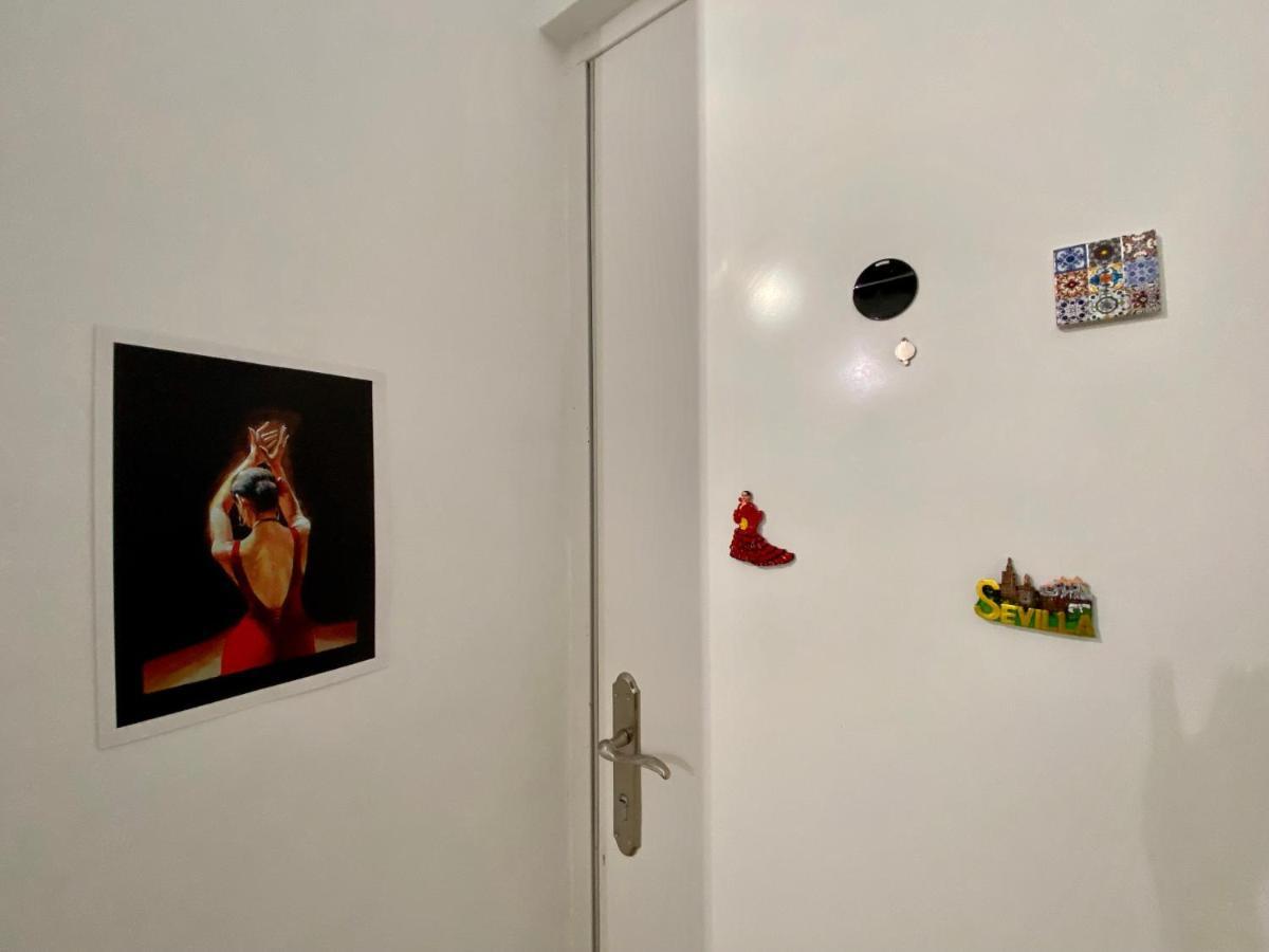 Cosy Studio In Alameda District Apartment Seville Ngoại thất bức ảnh
